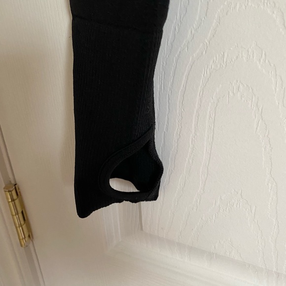 Pink Victoria Secret Blank Stretch Knit Crop Top size small - Picture 2 of 7